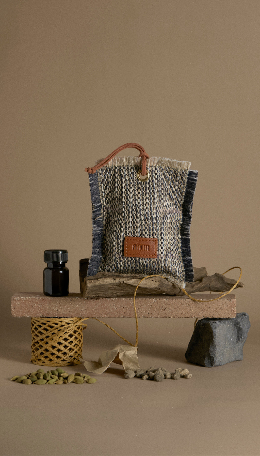 Volcanic stone aroma sachet (Sabai Kai)