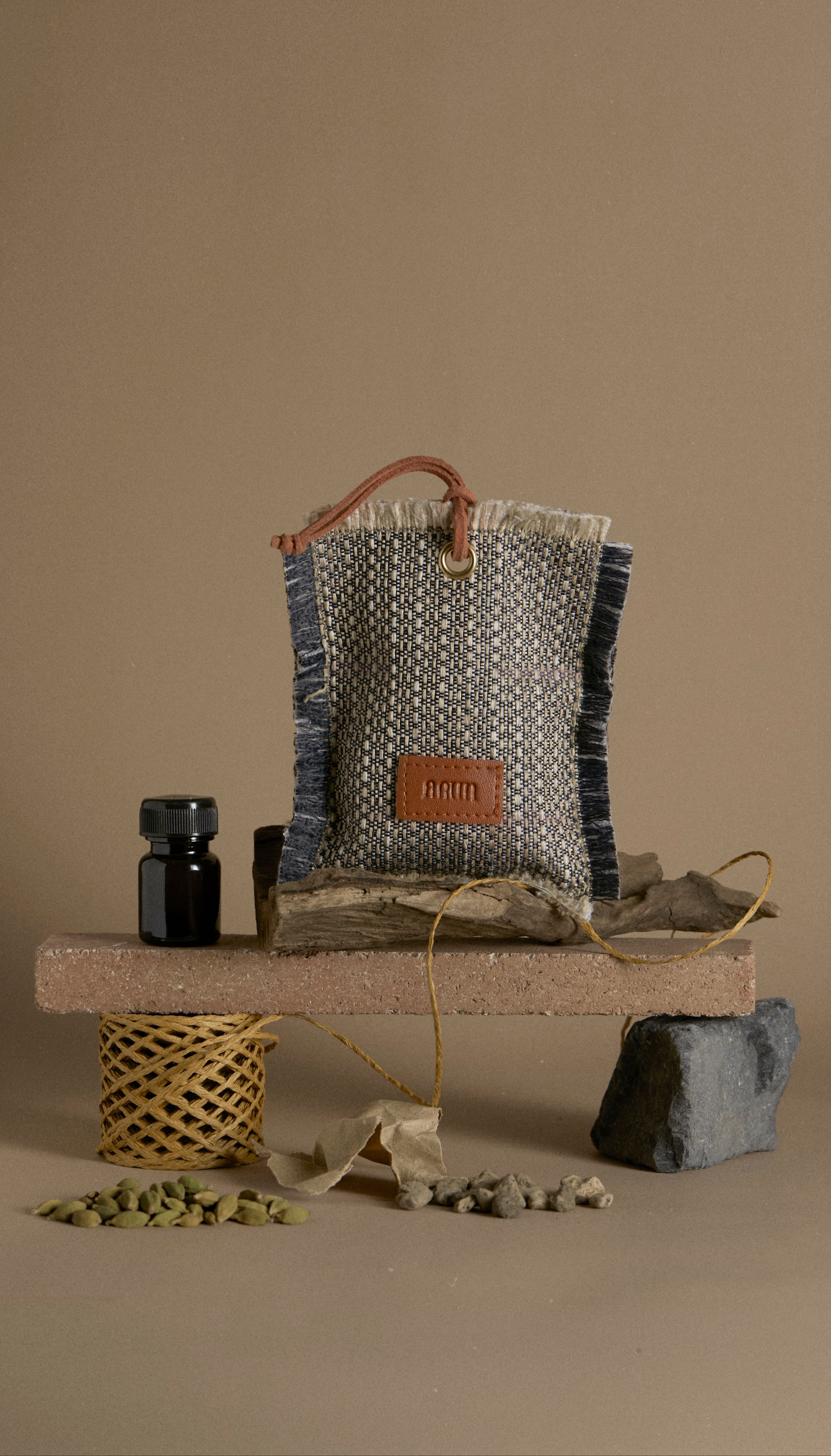 Volcanic stone aroma sachet (Sabai Kai)